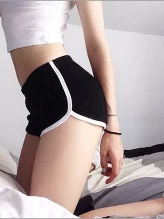 Shorts Sportivi Donna in Seta di Latte – Comodi e Colorati