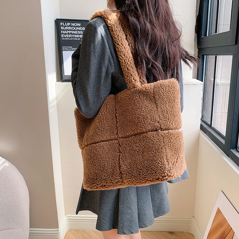 Borsa a Spalla in Peluche – Tote Capiente Invernale